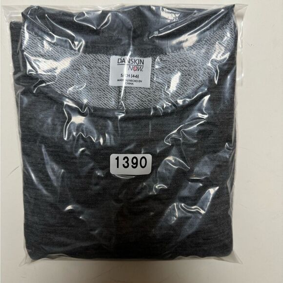 Danskin Now Women’s Heather Gray Long Sleeve Scoop Neck Shirt Sz S (4-6) - Picture 10 of 11